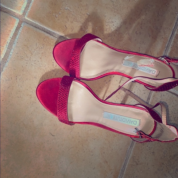 Shoes - Picture 1 of 6